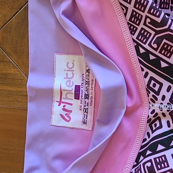 Arthletic aztec print tights size large - Picture 3 of 4